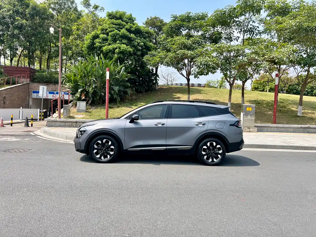 Kia Sportage 2022 — фото 4