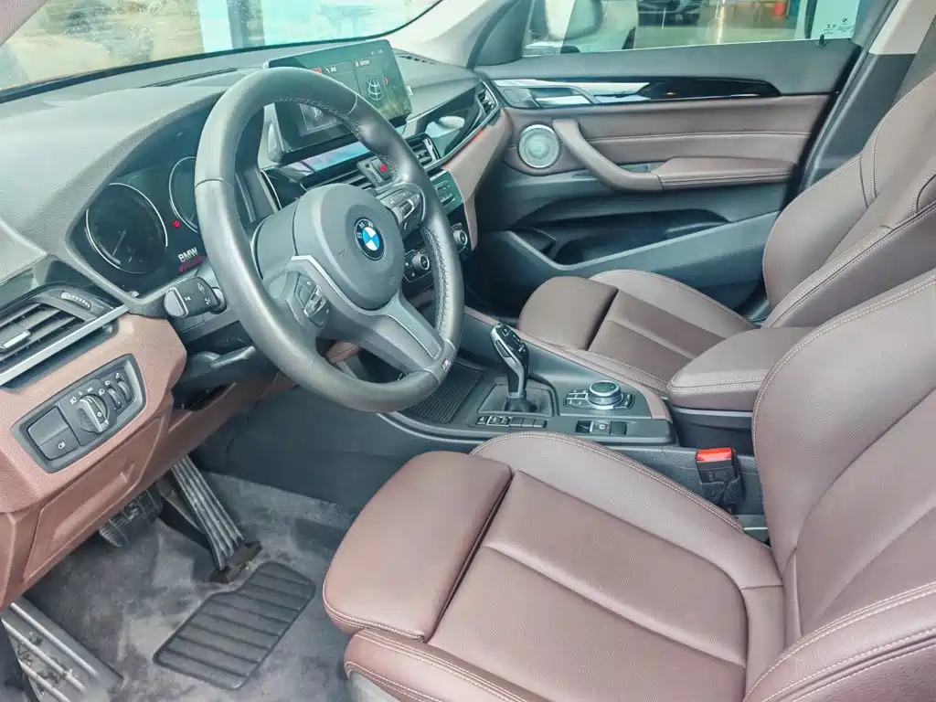 BMW X1 2020 — фото 6
