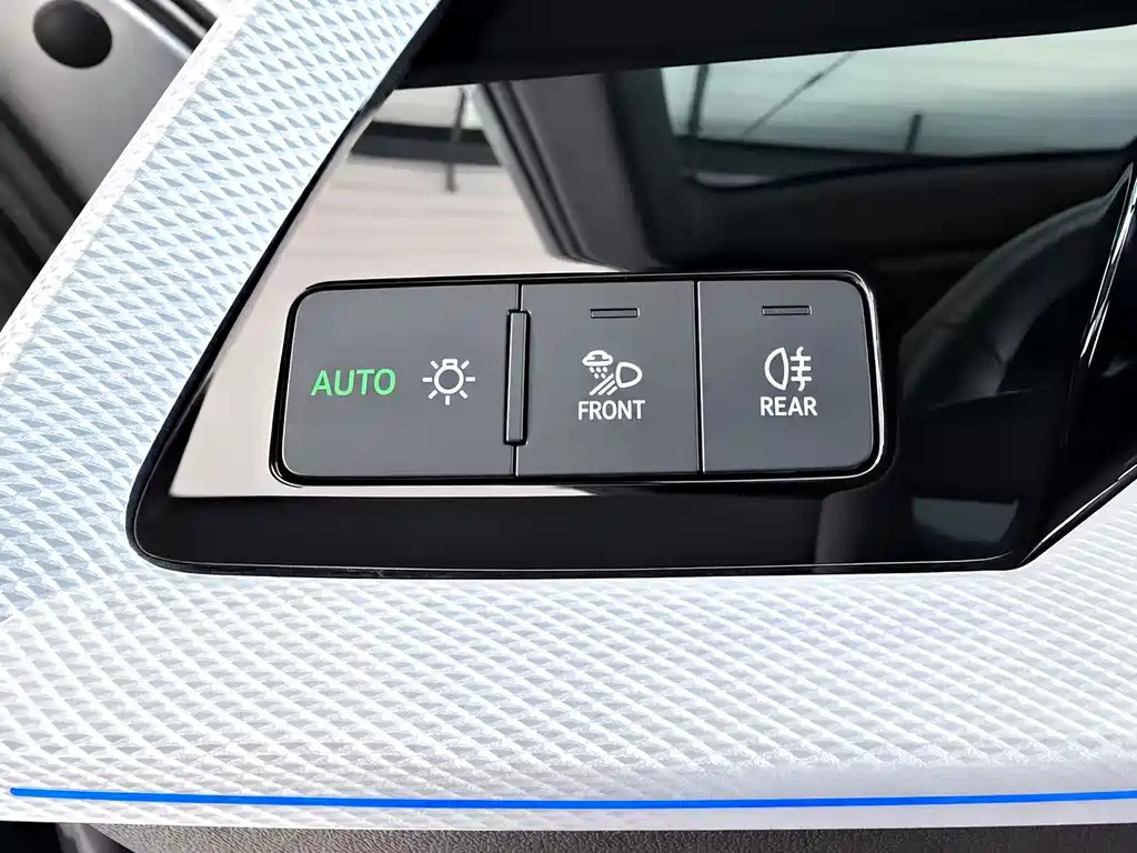 Audi A3 2023 — фото 14