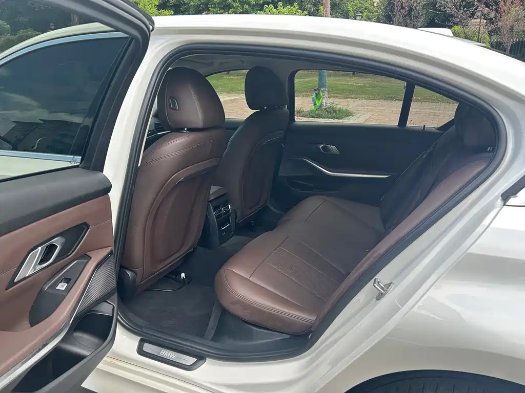 BMW i3 2022 — фото 10