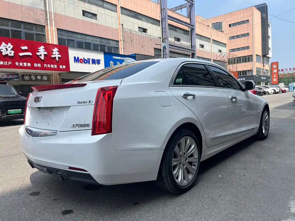 Cadillac ATS-L 2017 — фото 11