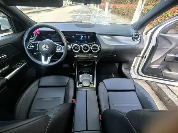 Mercedes-Benz GLA 2023