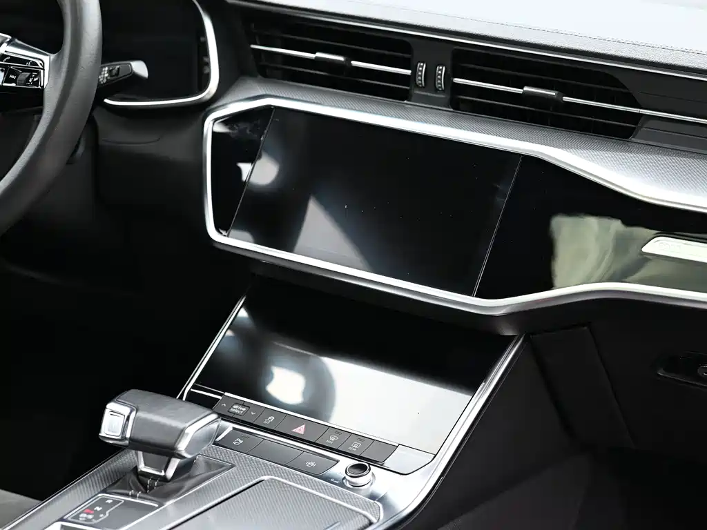 Audi A6L 2021 — фото 10