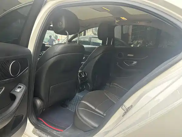 Mercedes-Benz C-Class 2020