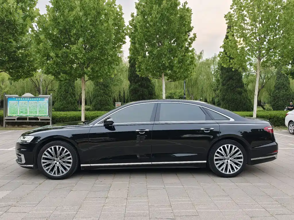 Audi A8 2020