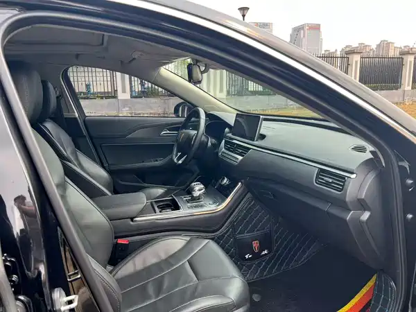 Hongqi H5 2020