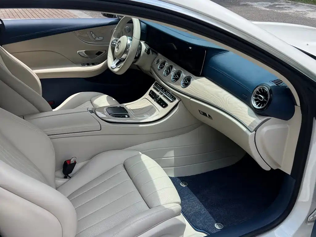 Mercedes-Benz E-Class 2020 — фото 17