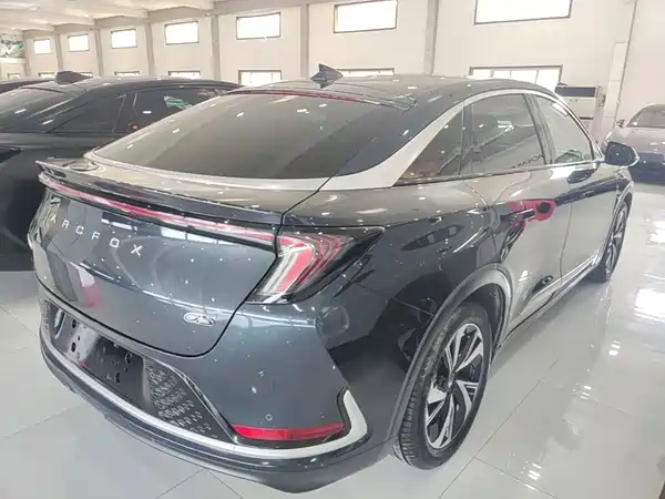 Arcfox Alpha S 2023