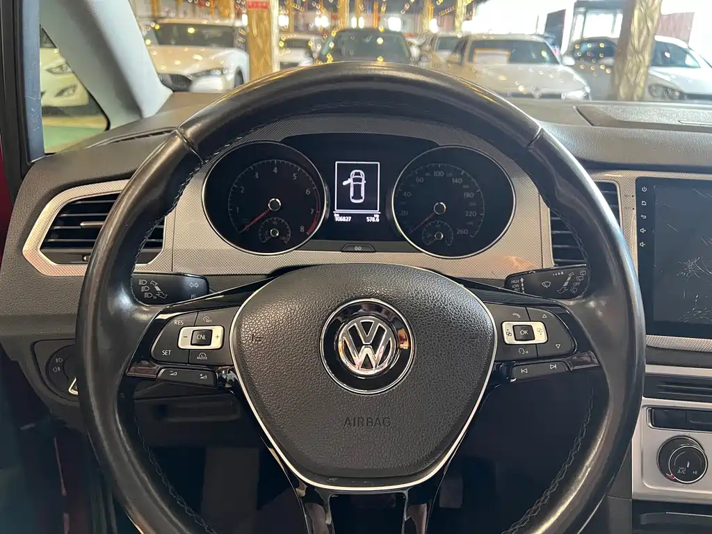 Volkswagen Golf Jialu 2016 — фото 8