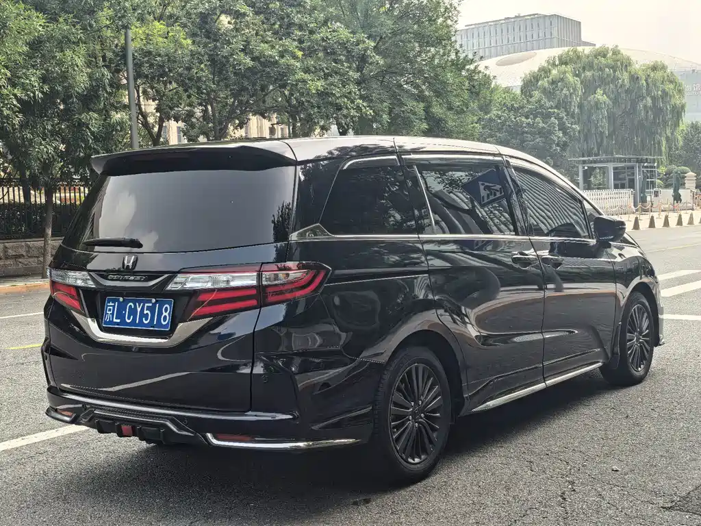 Honda Odyssey 2020 — фото 14