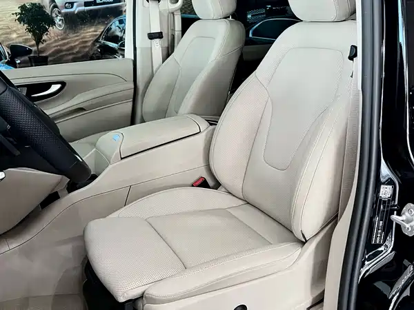 Mercedes-Benz V-Class 2023
