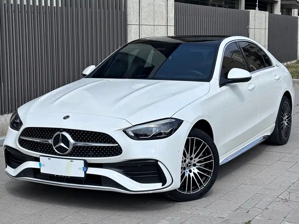 Mercedes-Benz C-Class 2023 — фото 1
