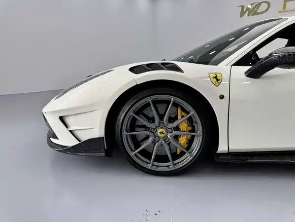 Ferrari 488 2019