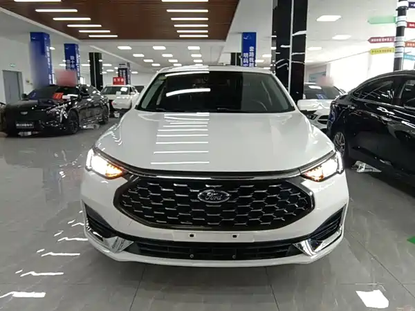 Ford Escort 2021