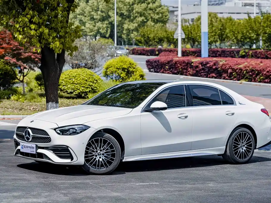 Mercedes-Benz C-Class 2025 — фото 5