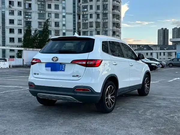 FAW Senya R7 2016
