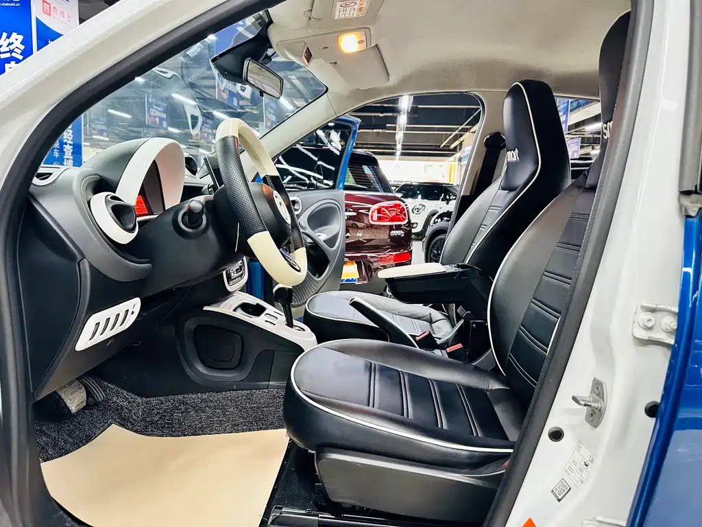 smart Forfour 2017 — фото 15