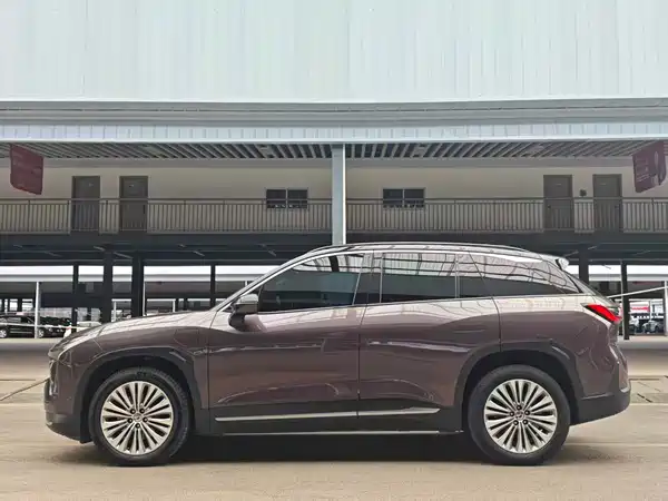 NIO ES6 2019