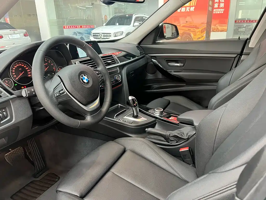 BMW 3 Series GT 2019 — фото 11