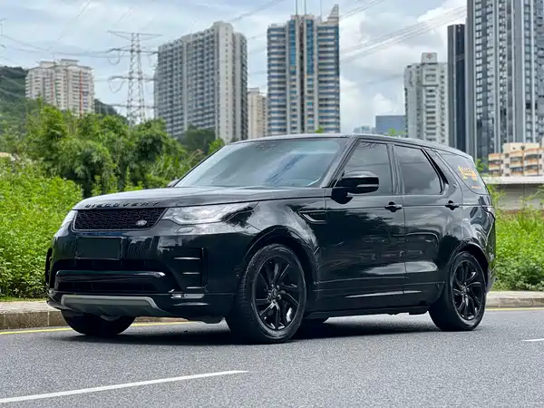 Land Rover Discovery 2020
