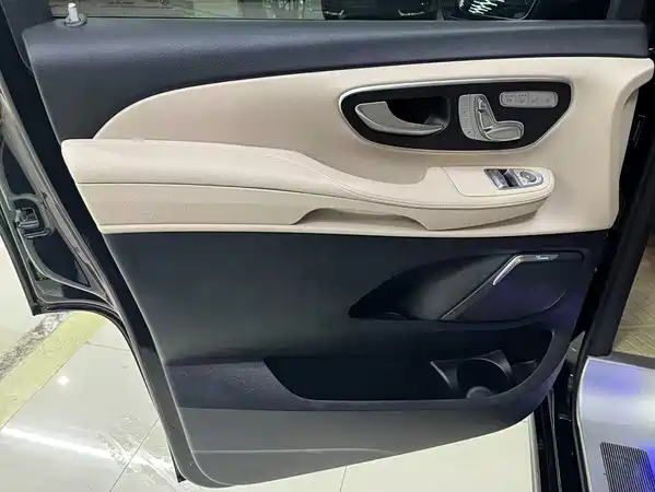 Mercedes-Benz V-Class 2022