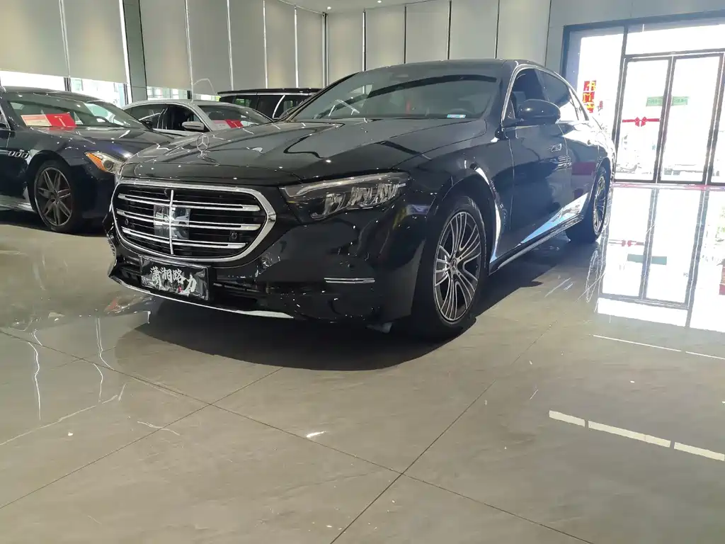 Mercedes-Benz E-Class 2025