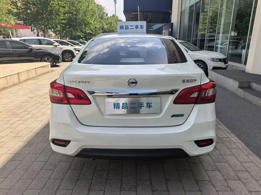 Nissan Sylphy 2016 — фото 17