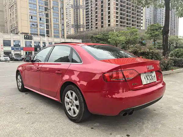 Audi A4L 2012