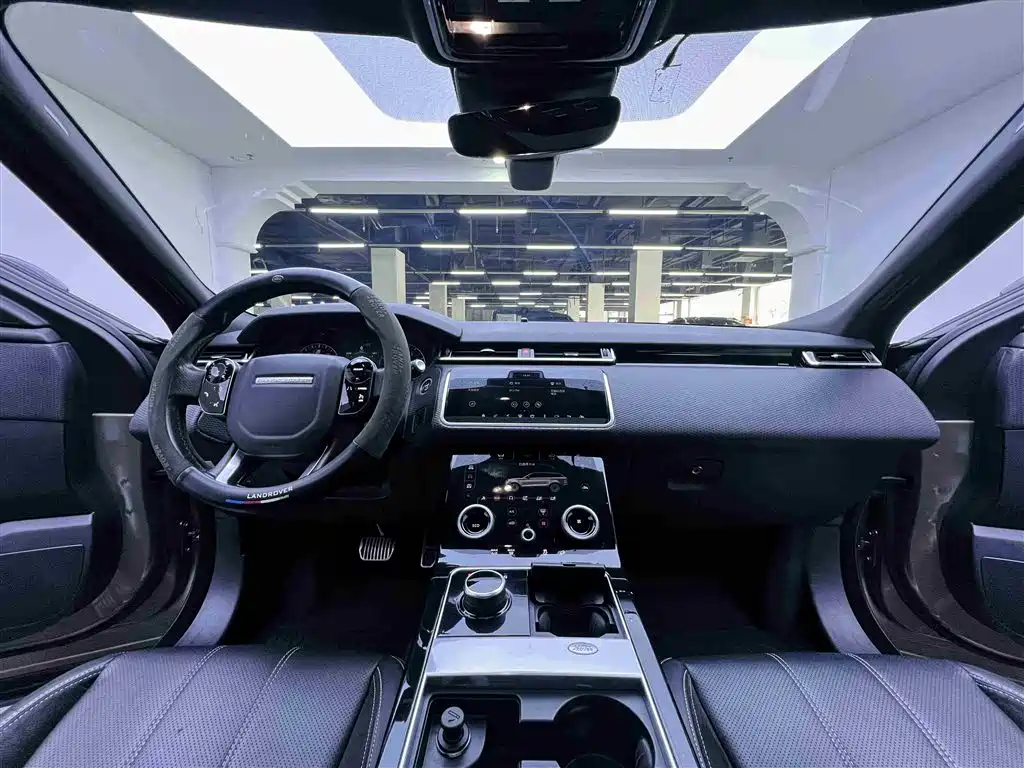 Land Rover Velar 2018 — фото 18