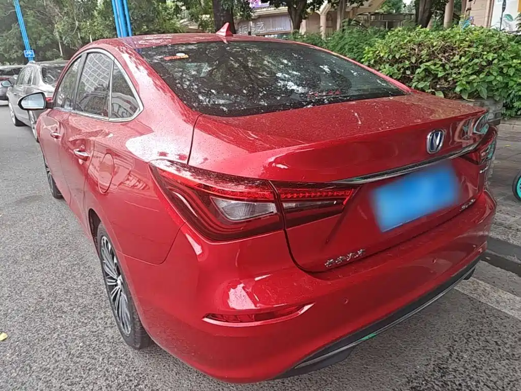 Changan Eado 2018 — фото 5