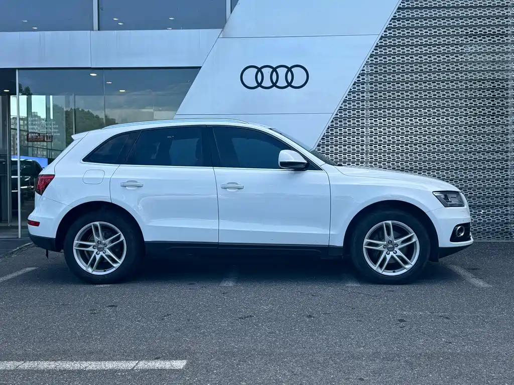 Audi Q5 2016