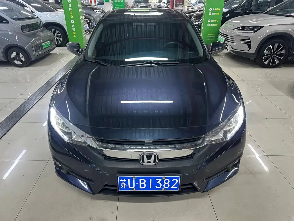Honda Civic 2018 — фото 2