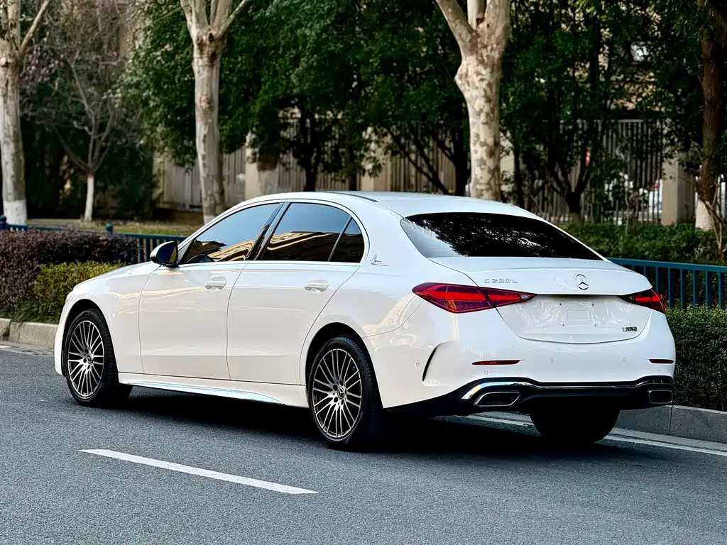 Mercedes-Benz C-Class 2023 — фото 14