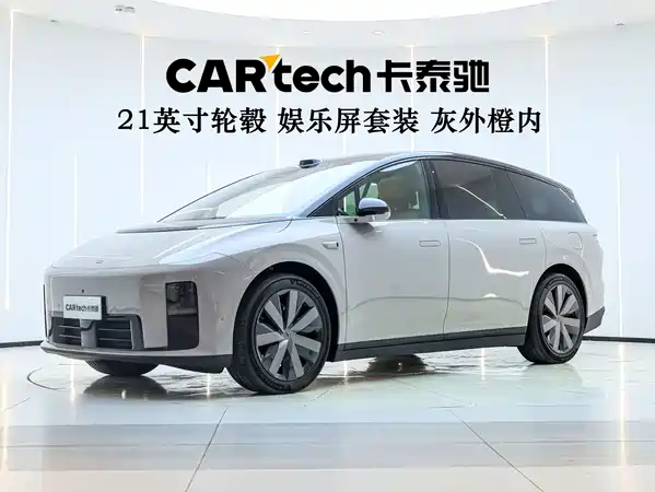 Li Auto i8 2025