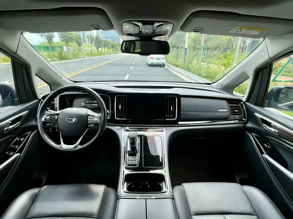 GAC Trumpchi M8 2021 — фото 8