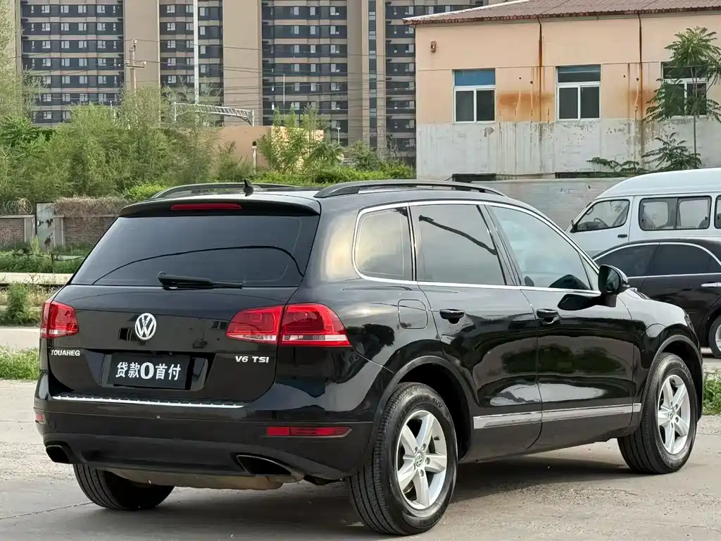 Volkswagen Touareg 2014