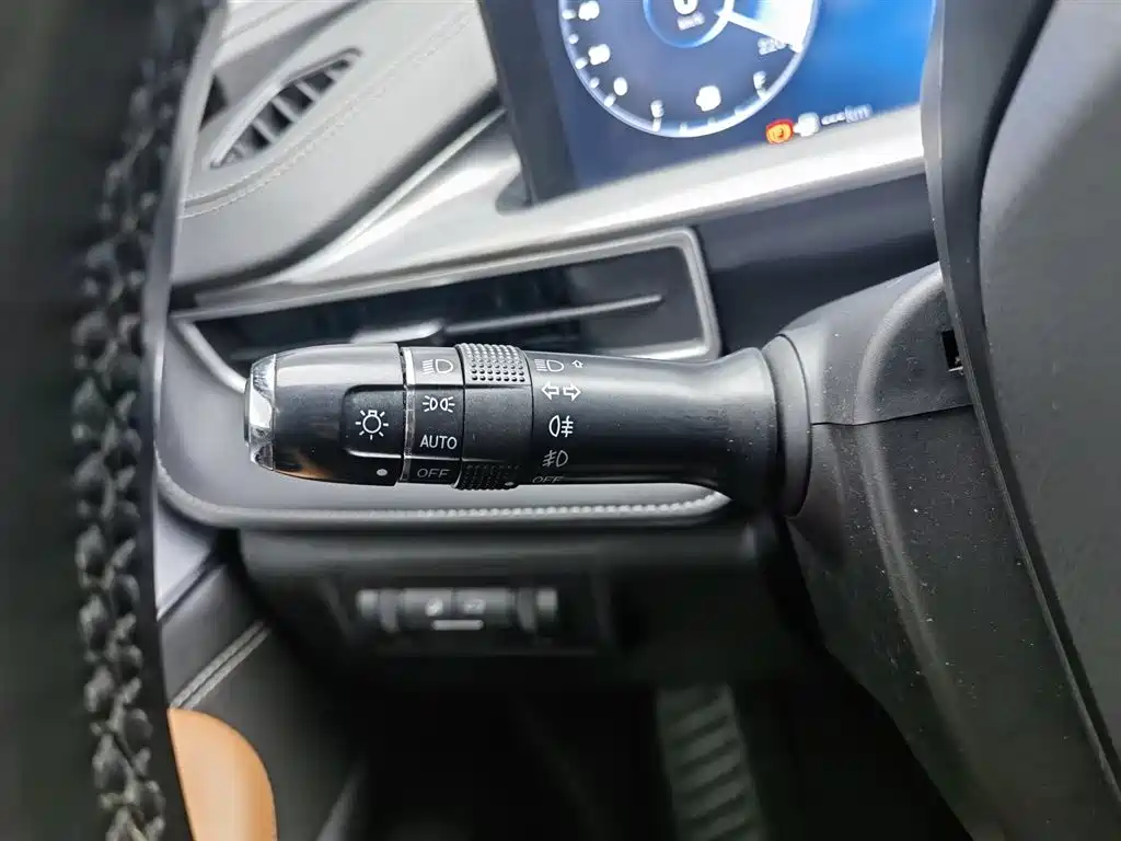 Chery Tiggo 8 PLUS 2021 — фото 21