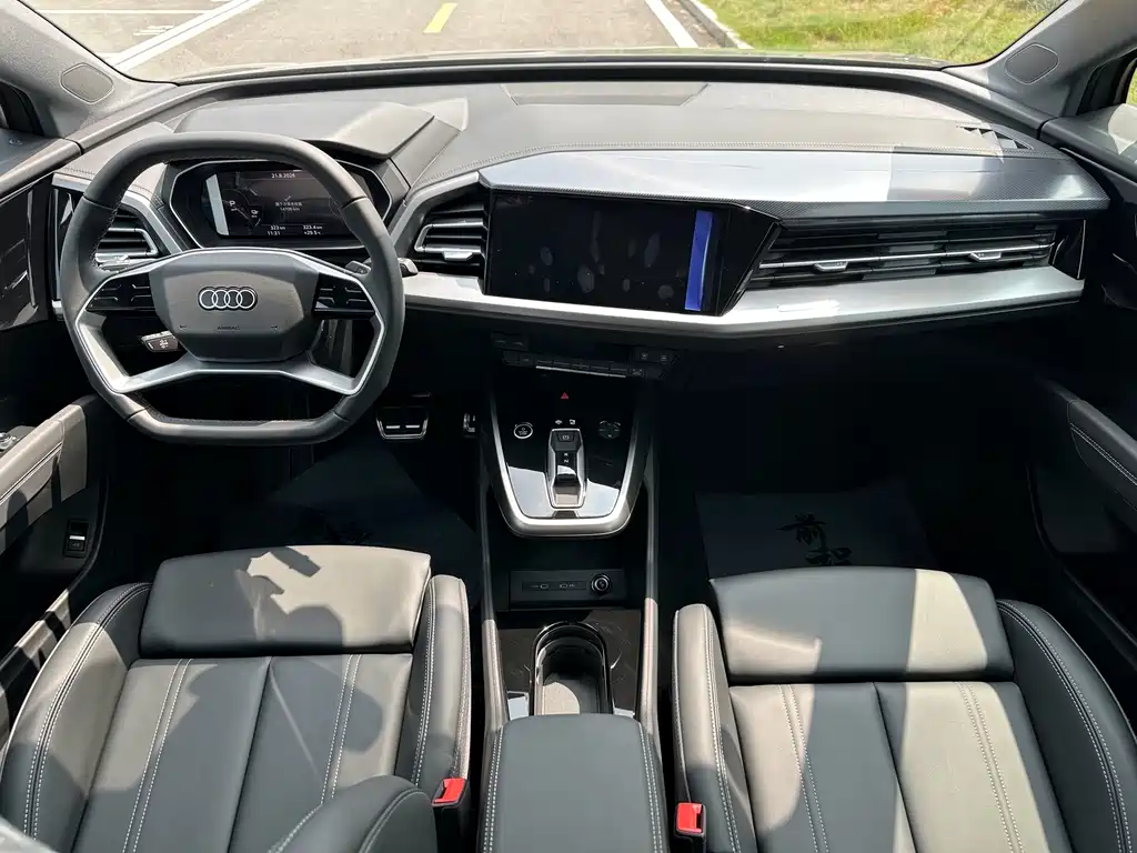 Audi Q4 E-Tron 2026 — фото 17