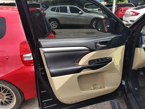 Toyota Highlander 2018