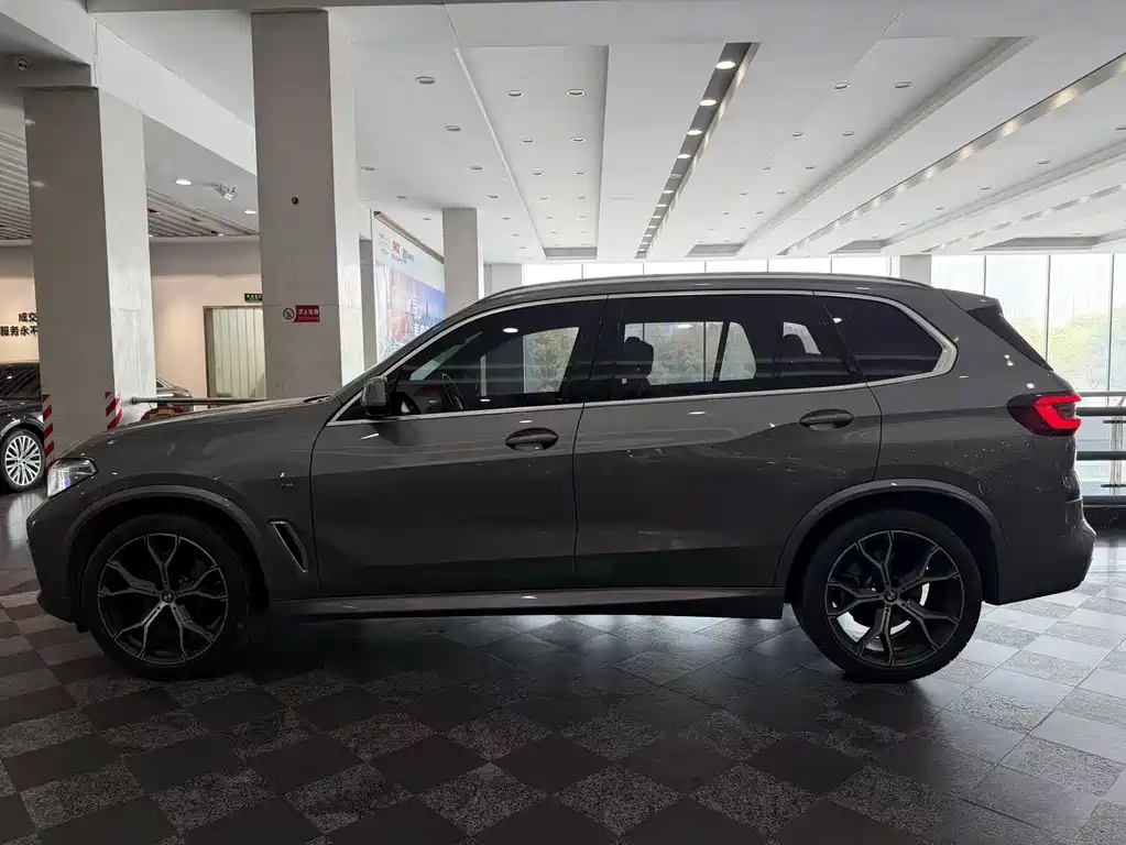 BMW X5 2022 — фото 3