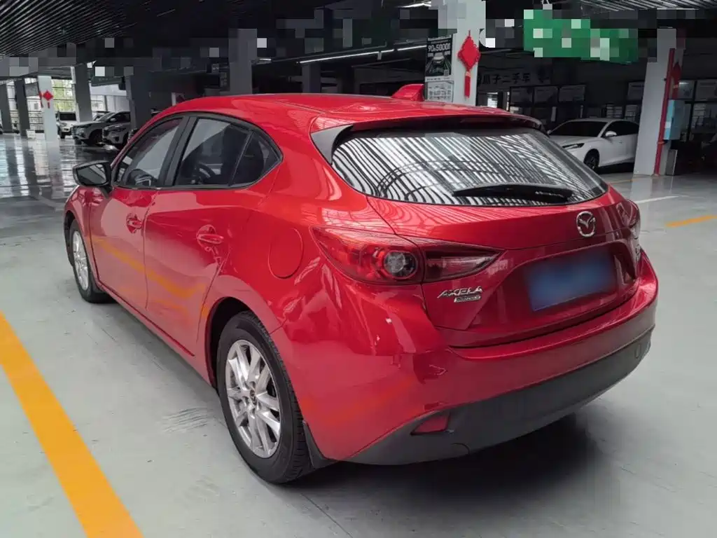 Mazda 3 Axela 2016
