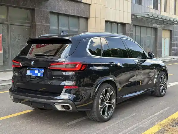 BMW X5 2023