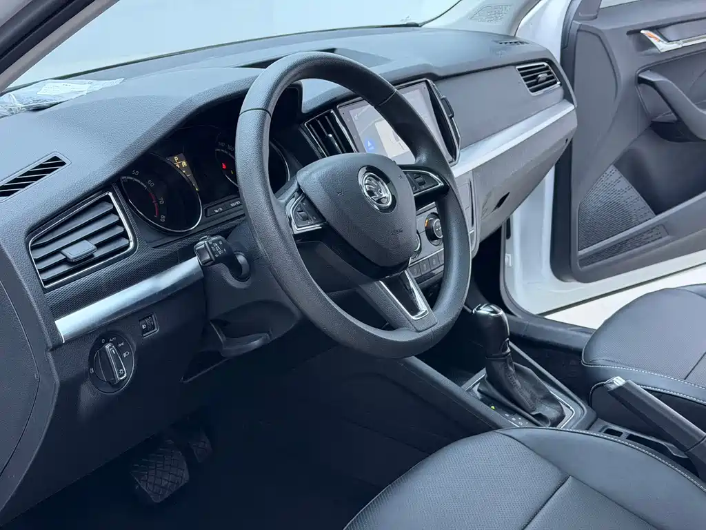 Skoda Kamiq 2023 — фото 16