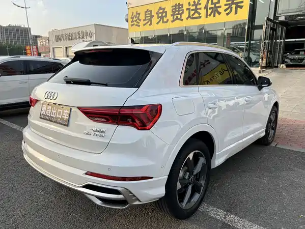 Audi Q3 2022