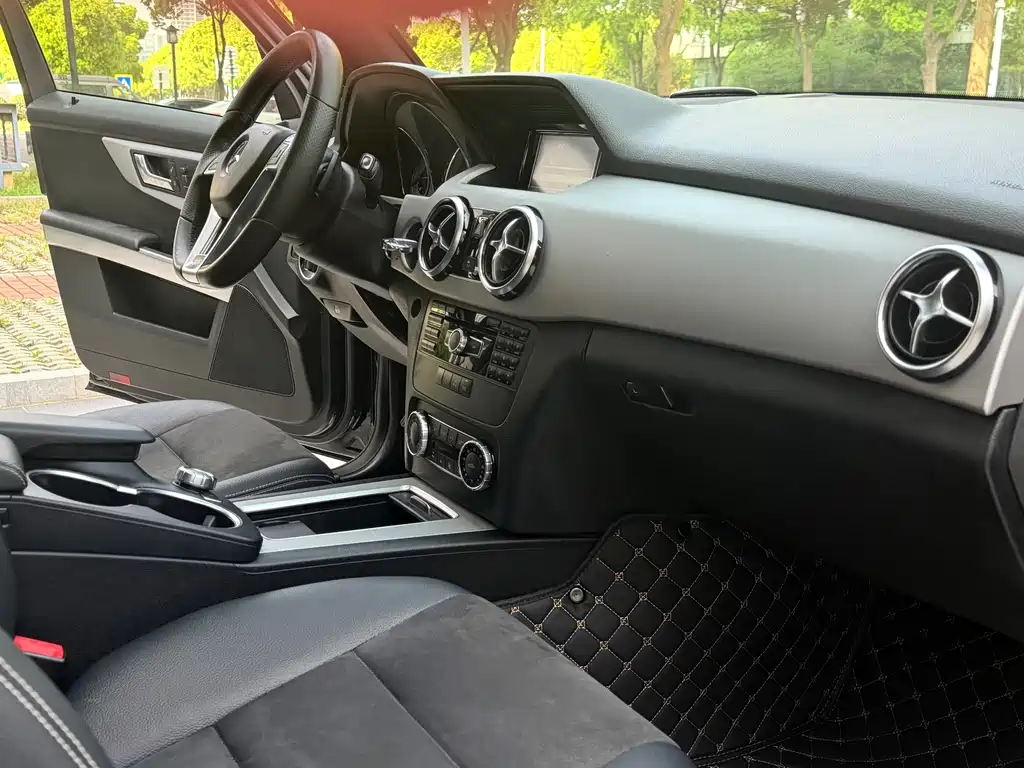 Mercedes-Benz GLK-Class 2015 — фото 10