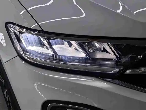 Volkswagen T-Roc 2023