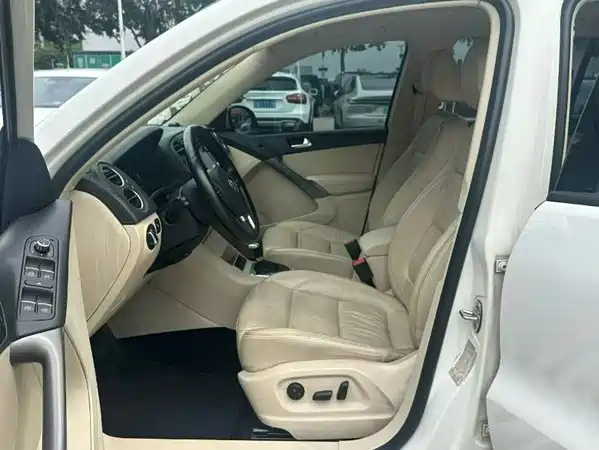 Volkswagen Tiguan 2011