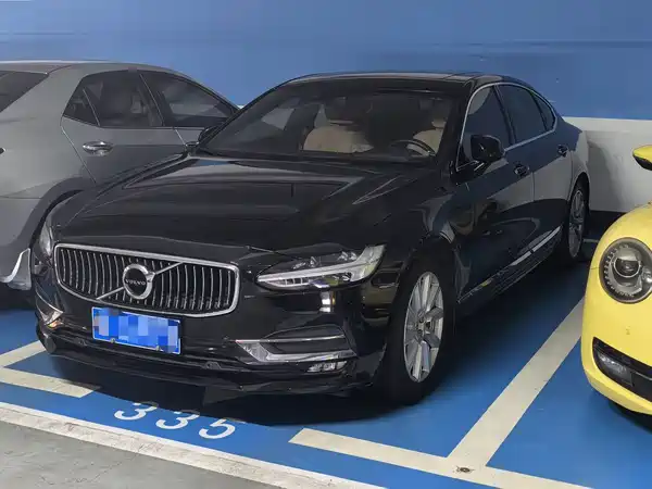 Volvo S90 2019