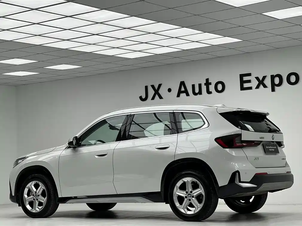 BMW X1 2024 — фото 12
