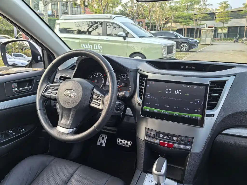 Subaru Outback 2014 — фото 15